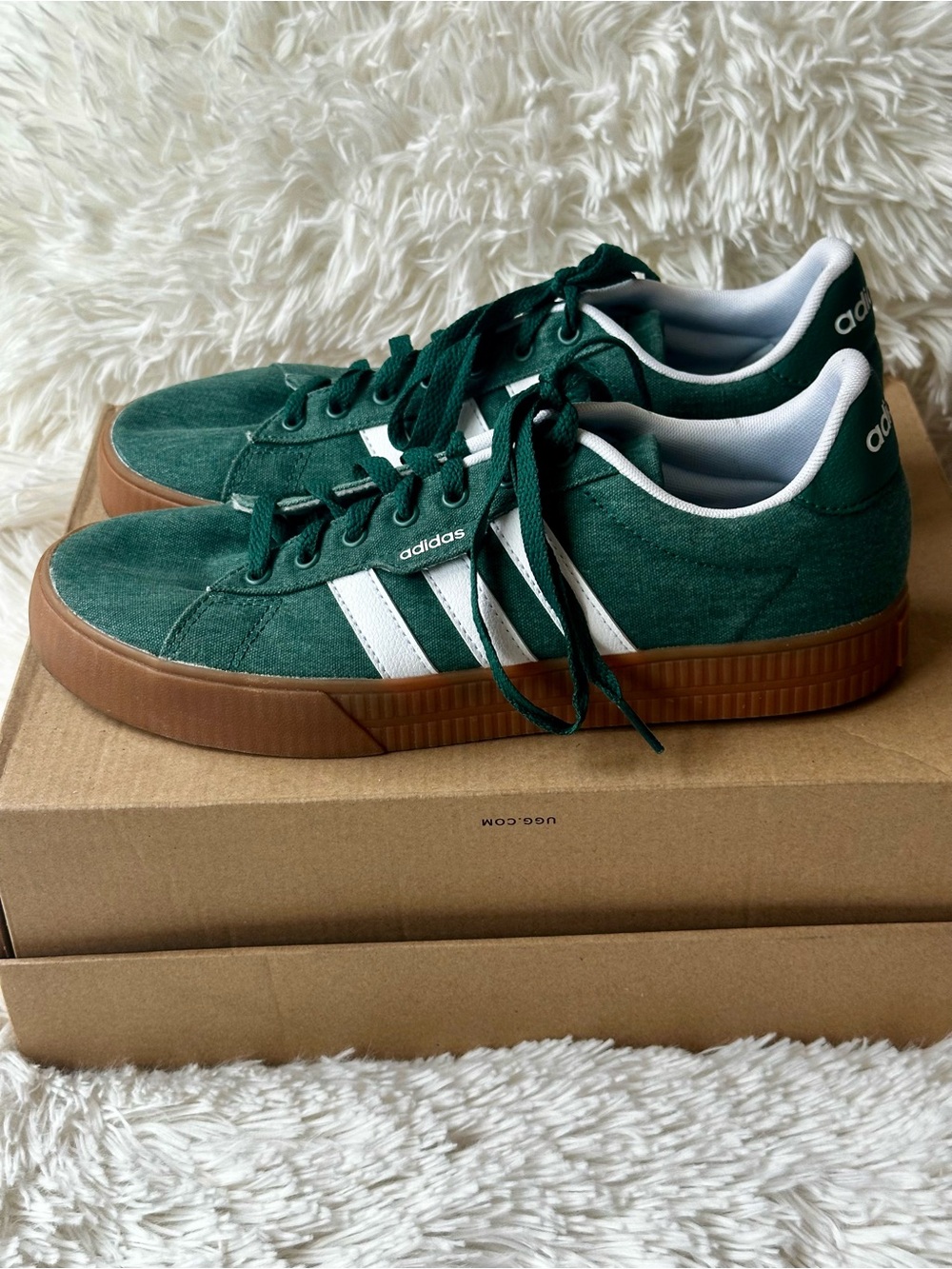 ADIDAS Daily 3.0 Collegiate Green White Gum Sole Sneakers Men’s Size 9 IF7487